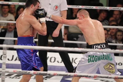 Łukasz Maciec - Almin Kovacevic Gala Wojak Boxing Night Racibórz 2012