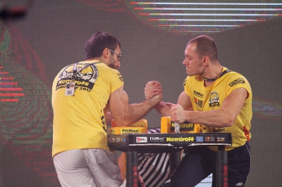 Nemiroff World Cup 2012, finały mężczyzn na prawą rękę w kat. 63kg, 70kg, 78kg, 86kg, 95kg, +95kg