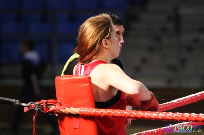 XIII MP Seniorek w Boksie Woroniecka Beata Hetman Białystok - Czech Kinga Stow.Polonia Świdnica 3:0