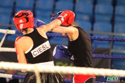  Półfinały 13. Mistrzostw Polski Kobiet w Boksie kategoria 51 kg: Żaneta Cieśla (UKS Kontra Elbląg) - Klaudia Sibiga (Ring Stalowa Wola) RSC 4