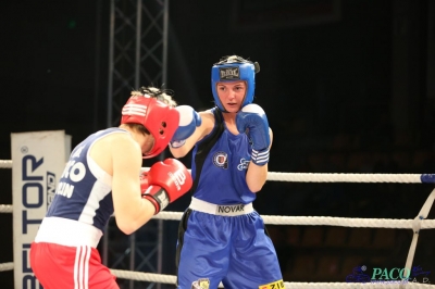 IV GALA SPORTÓW WALKI: Karolina MICHALCZUK (Paco Lublin) - Jadwiga STAŃCZAK (Carbo Gliwice) - Chełm 25.10.14r_13