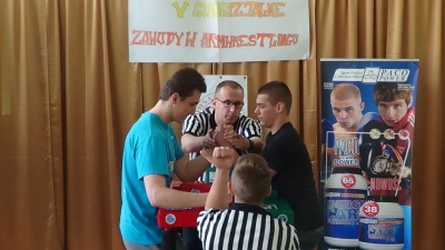 V międzygimnazjalne zawody w siłowaniu na ręce Lublin 13.05.2014_29