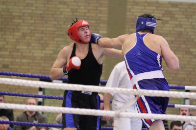 MOL w boksie - Puławy 2012 : Krzysztof Kosela (KS PACO) - Piotr Sawa