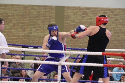 MOL w boksie - Puławy 2012 : Krzysztof Kosela (KS PACO) - Piotr Sawa