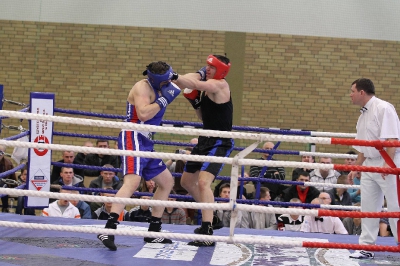 MOL w boksie - Puławy 2012 : Krzysztof Kosela (KS PACO) - Piotr Sawa