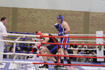 MOL w boksie - Puławy 2012 : Krzysztof Kosela (KS PACO) - Piotr Sawa