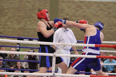 MOL w boksie - Puławy 2012 : Krzysztof Kosela (KS PACO) - Piotr Sawa