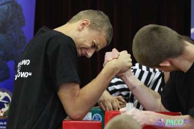 Armwrestling w XIV LO: Mężczyźni prawa ręka do 70kg