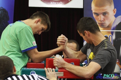 Armwrestling w XIV LO: Mężczyźni prawa ręka +70kg