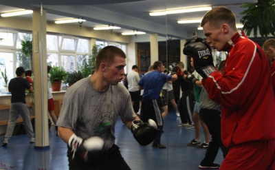 Sobotni trening pięściarski w Klubie Paco przy ul. Zana 72