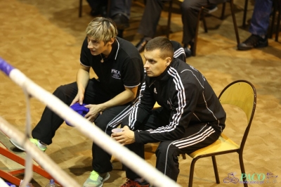 Towarzyski Mecz Bokserski - MKS II LO Chełm vs Klub Sportowy Paco: Piotr Jędrzejewski nieznacznie lepszy od Dawida Cieszyńskiego_7