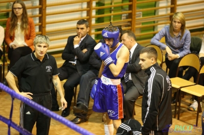 Towarzyski Mecz Bokserski - MKS II LO Chełm vs Klub Sportowy Paco: Piotr Jędrzejewski nieznacznie lepszy od Dawida Cieszyńskiego