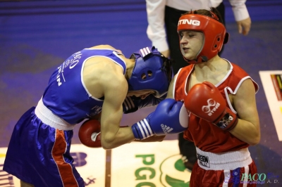 Towarzyski Mecz Bokserski - MKS II LO Chełm vs Klub Sportowy Paco: Kamil Wieczorek nie dał szans Dawidowi Wierciochow